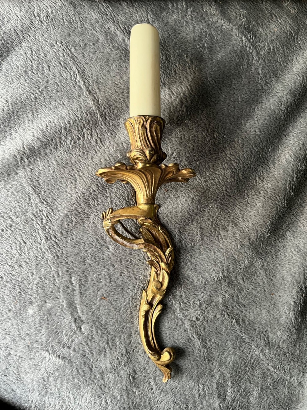 a single french brass rococo antique walllight c1900